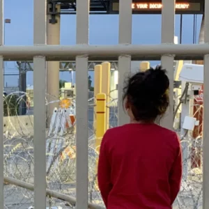 Amnistía Internacional alerta que derecho al asilo no existe en frontera de México y EEUU