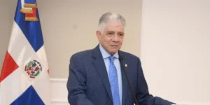 Eduardo Estrella regresa a Obras Públicas 34 años después