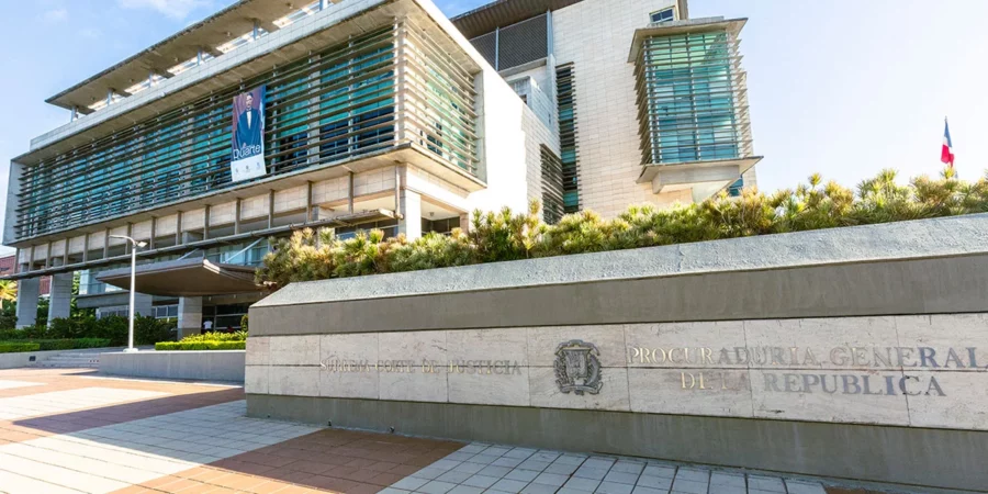 Fiscalía de Barahona con más de cien pruebas contra narcos familias del caso Caimán Fiscalía de Barahona con más de cien pruebas contra narcos familias del caso Caimán