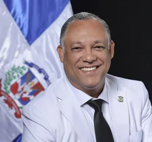 Senador de Elías Piña pide a la Egehid iniciar construcción presa de río Artibonito