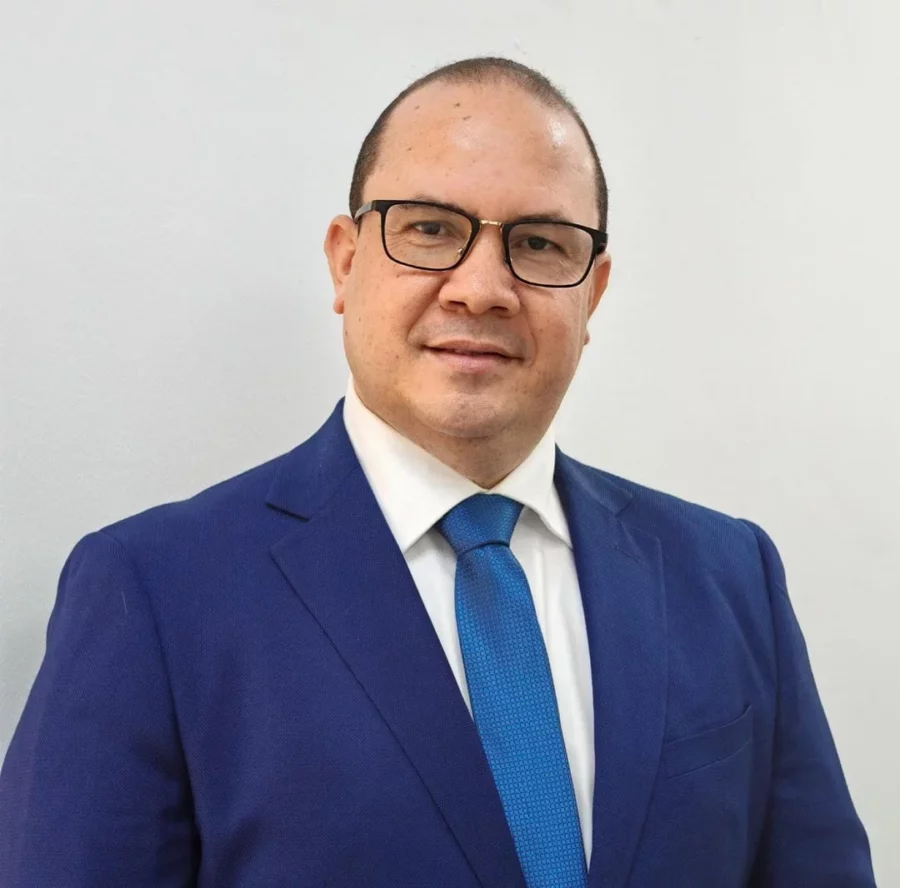 Juan González, politólogo y experto en relaciones internacionales