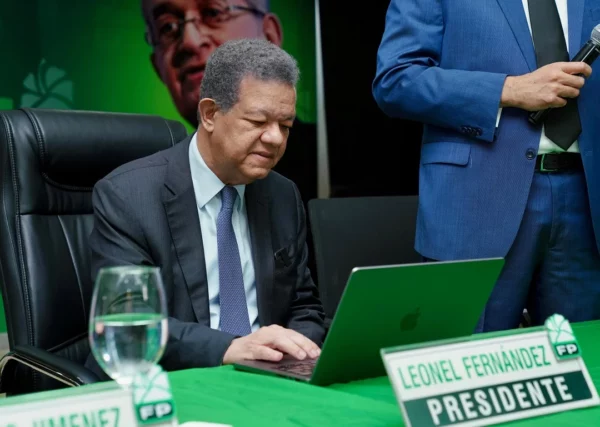 Leonel Fernandez Fuerza del Pueblo