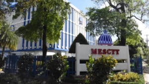 MESCyT abre convocatoria para 8,000 becas nacionales
