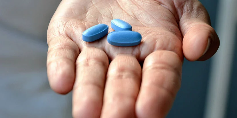 ¡Otro más! Detienen dominicano que viajó a España con 20 mil pastillas de viagra