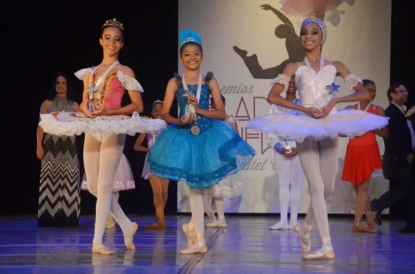 Premios Eladia de Cuello 3