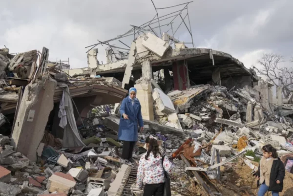 Desesperación en Gaza: palestinos luchan para reconstruir sus hogares