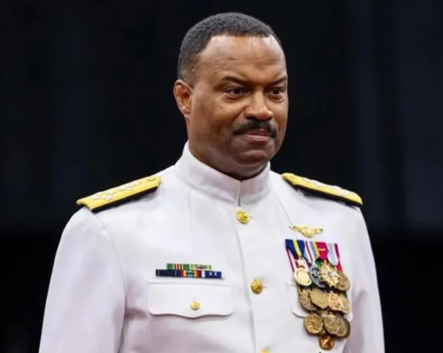 El almirante Alvin Holsey trata la agenda de Trump. El almirante Alvin Holsey trata la agenda de Trump.