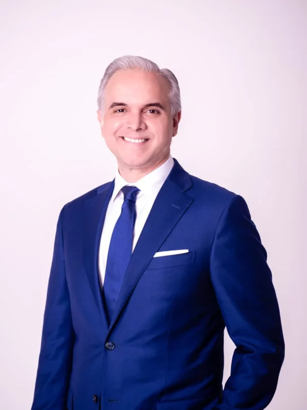 Luis Miguel De Camps, el ministro que asume la institución más codiciada y neurálgica