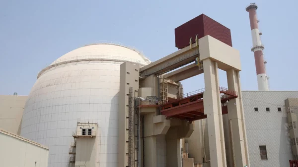 El uranio es un poderoso combustible nuclear. Fuente externa