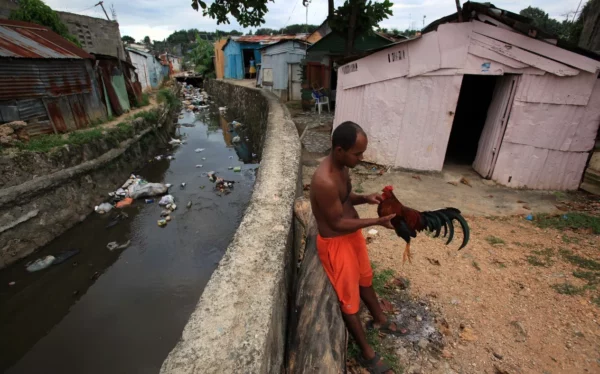 Unas  2,049,228 personas  viven  en situación de  pobreza general en el 2024, según informe .