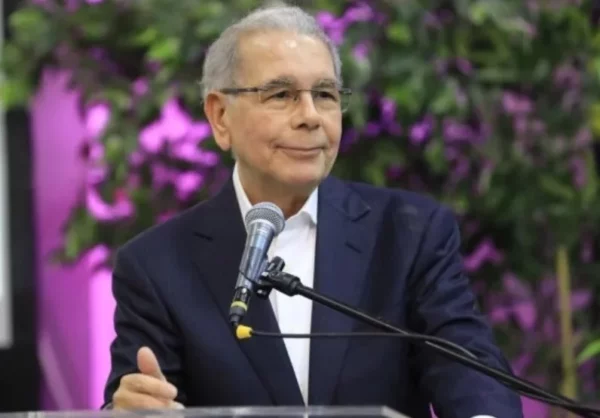 Medina entiende casos de corrupción para afectar al PLD.