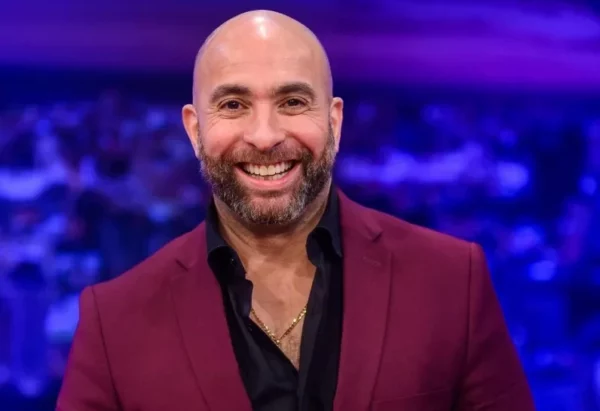 Irving  Alberti y  Pepe Sierra protagonizan la obra.