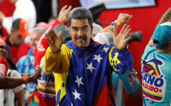 Nicolás Maduro reacciona contra nuevos aranceles.