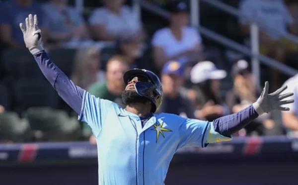 Junior Caminero disparó dos jonrones ayer para los Rays.  AP