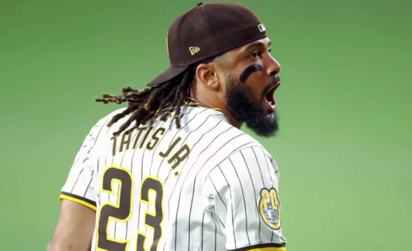 El dominicano Fernanado Tatis Jr. es reconocido por   sus extraordinarias  habilidades.  Ap