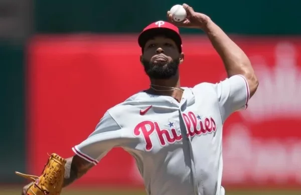 Cristopher Sánchez es la revelación en los entrenamientos.