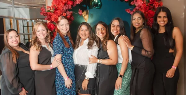 La directiva de la alianza durante el encuentro.