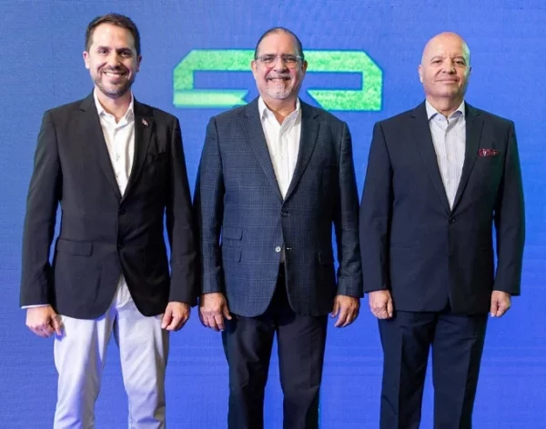 Carlos de Linares, Alejandro Jovine Tarazona y Jesús Durán.