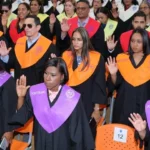 Mujeres lideran matrícula y egresos en la educación superior en el país, según la ONE