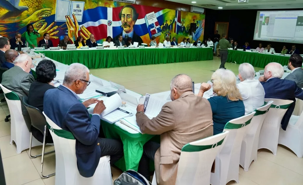 Secretaría General de Fuerza del Pueblo atrae reflectores del debate político dominicano