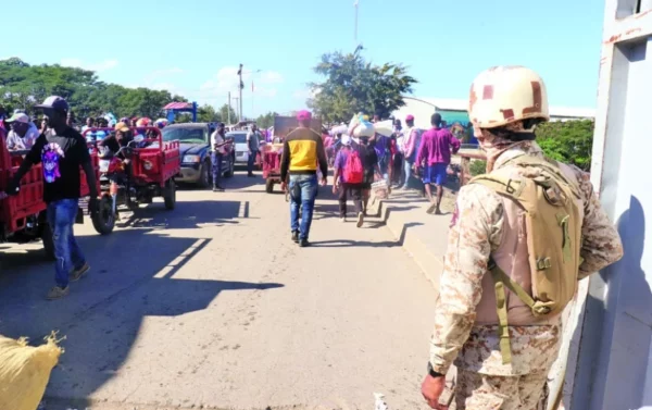 Gobierno haitiano prohibió la entrada de mercancía vía RD.