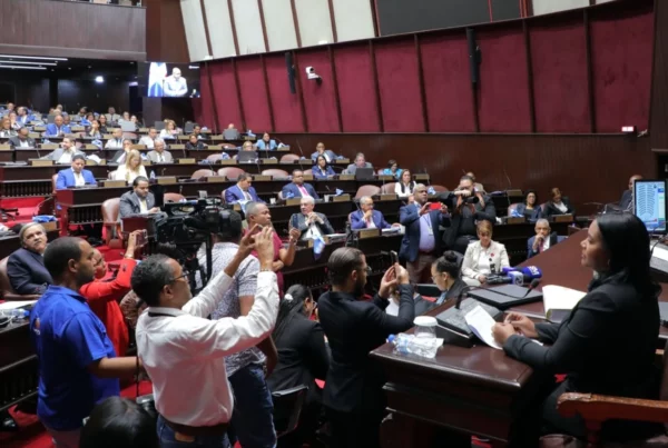 En la sesión de ayer de los diputados fue conformada su comisión.  fuente externa