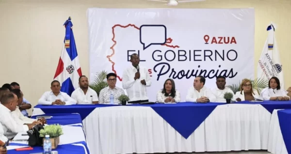 Los funcionarios fueron asignados a las diferentes provincias y sectores del Gran Santo Domingo.