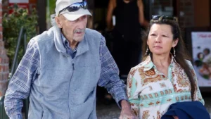 Gene Hackman murió de un problema cardíaco posiblemente una semana después que su esposa