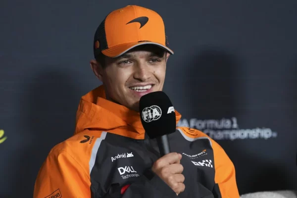 Lando Norris va con todo este fin de semana en Shanghái
