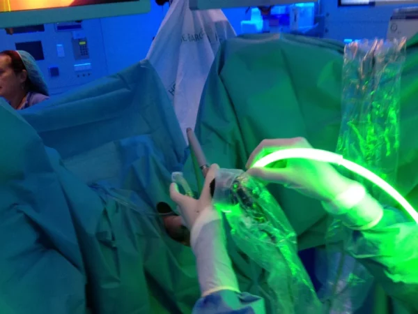 Pacientes con cáncer de próstata pueden preservar la función eréctil tras la cirugía. Fuente externa