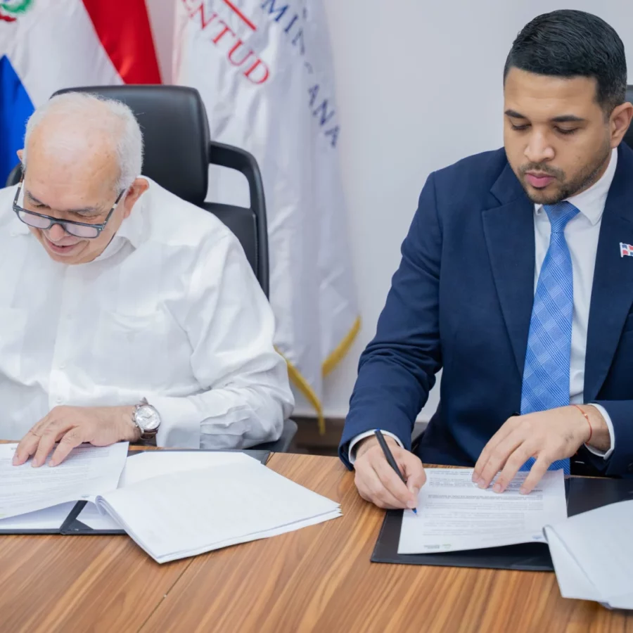Ministerio de la Juventud y Banco Agrícola destinan RD$250 Millones al Agro Juvenil Ministerio de la Juventud y Banco Agrícola destinan RD$250 Millones al Agro Juvenil