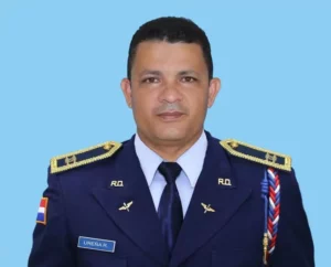 Dictan un año de prisión preventiva contra oficial FARD por falsificar documentos a haitianos