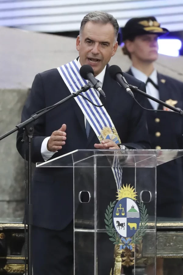 El nuevo presidente de Uruguay, Yamandú Orsi. EFE