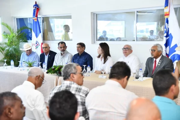 Organizadores estiman más de 200 mil asistirán a feria.