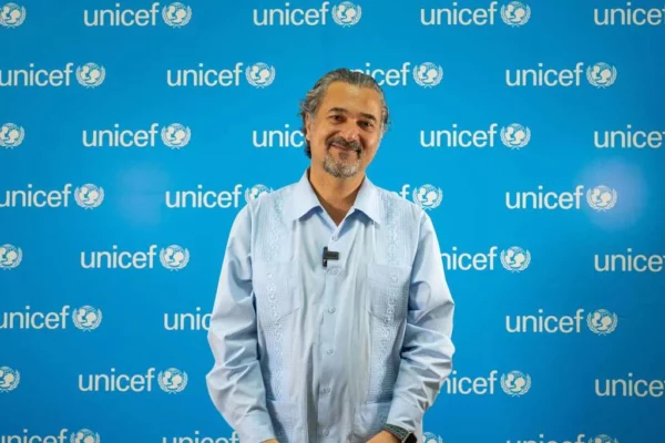 Carlos Carrera,  representante de Unicef.