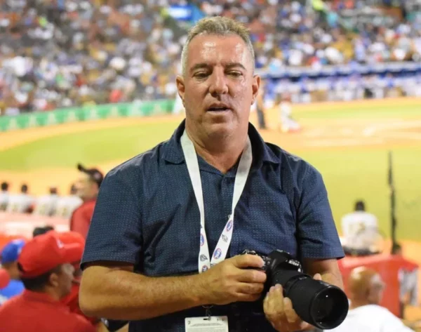 Alonzo laboró por más de dos décadas en el Grupo Corripio.