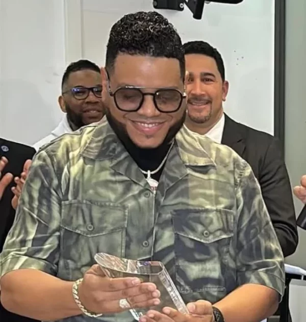 Joel Tapia Peralta  (DJ Joe).