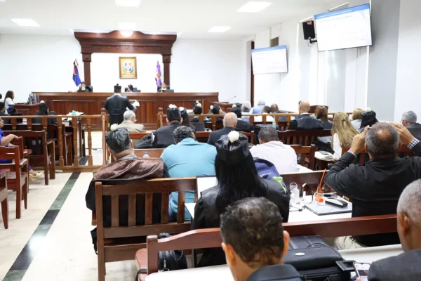 Antonio Beato Dionicio fue suspendido de sus funciones, debido al hecho por el que se le acusa. Guillermo Burgos