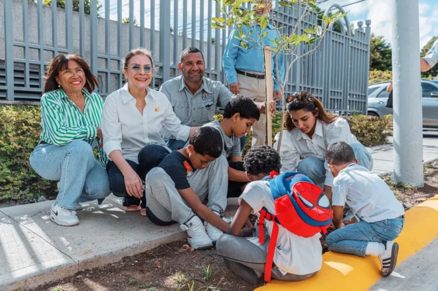 A la jornada fueron integrados niños. A la jornada fueron integrados niños.