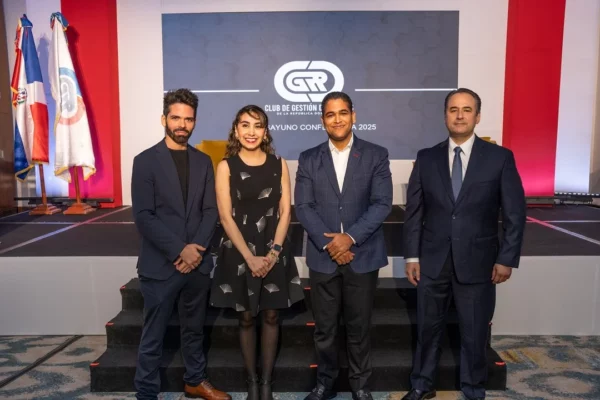 Elías Bethencourt, Samantha Manzo, Carlos J. Rijo Montas y Omar Bairán.