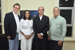Jottin Cury, Lilian Carrasco, Enriquillo Rodríguez Amiama e Isael Pérez.
