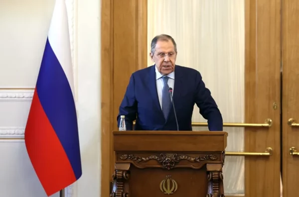 Rusia dice que no permitirá despliegue de tropas europeas en Ucrania