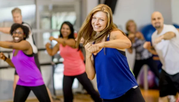 Los hábitos diarios, año tras año, que usted adopta para proteger la salud de su corazón, impacta  más que la genética.