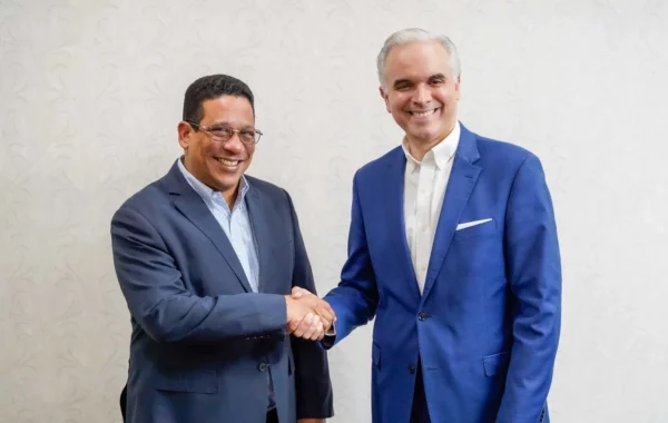 Ministro de Educación solicitó la designación de un oficial de cumplimiento