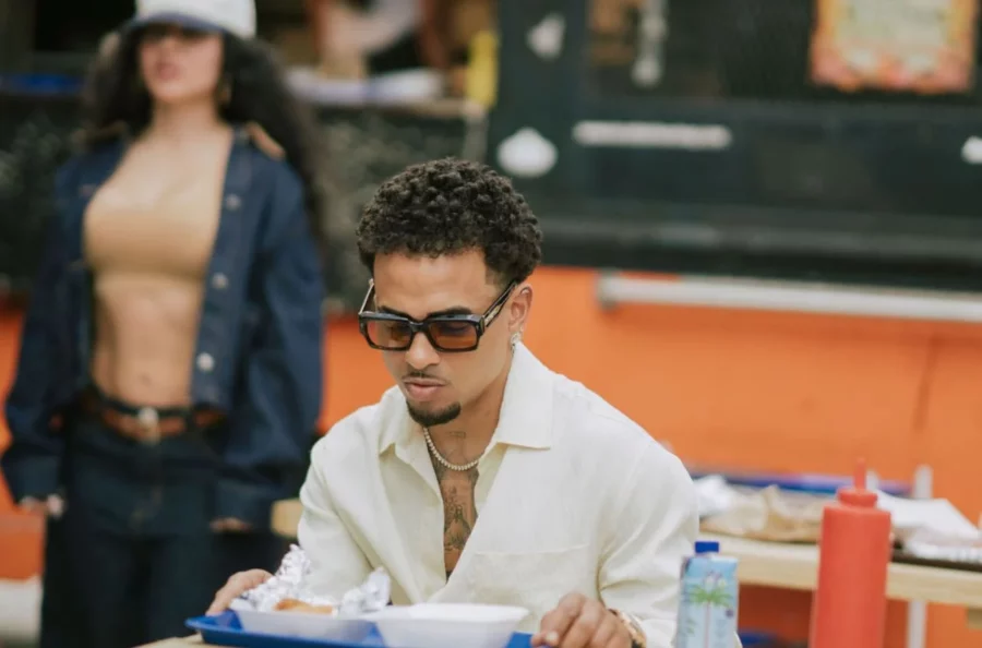 Ozuna y la modelo Ozuna y la modelo