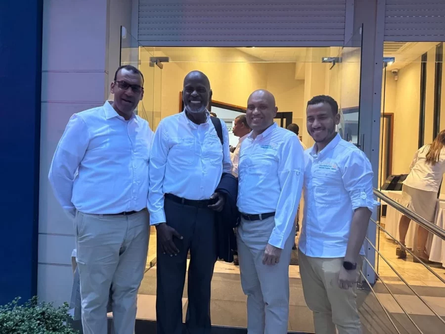 Parte de los organizadores y líderes de la asociación. Parte de los organizadores y líderes de la asociación.