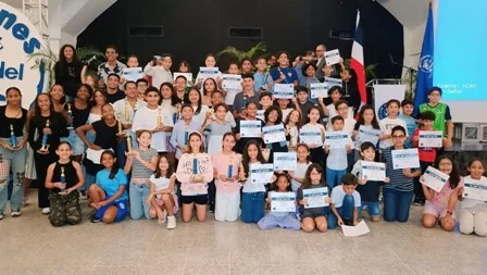 Delfines Naco premia nadadores más brillantes de 2024 en las distintas modalidades