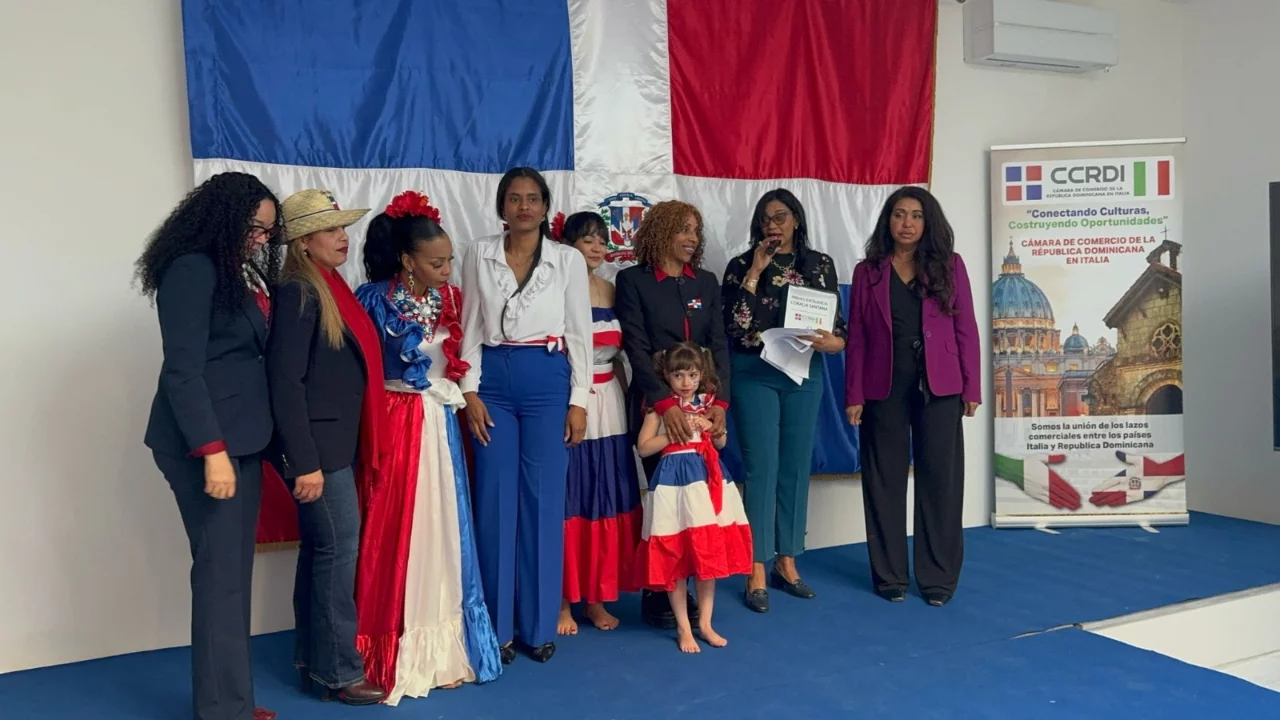 Comunidad Dominicana en Milano, Italia, celebra Independencia Nacional