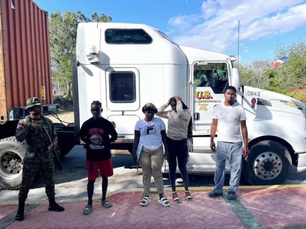 Haitianos detenidos por patrulla del Ejército de República Dominicana. Fuente externa