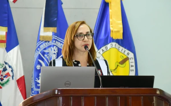 La doctora Aida Lucía Vargas, titular de la Dirección de Inmunoprevenibles por Vacuna (DIV). Fuente externa